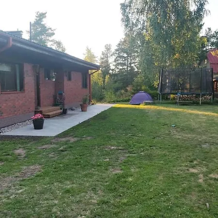 Villa 湖畔别墅